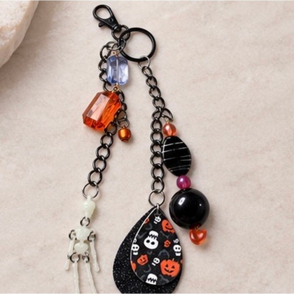 Halloween Purse Charm Skeleton Pumpkin Beaded Keychain 8” - Picture 6 of 7